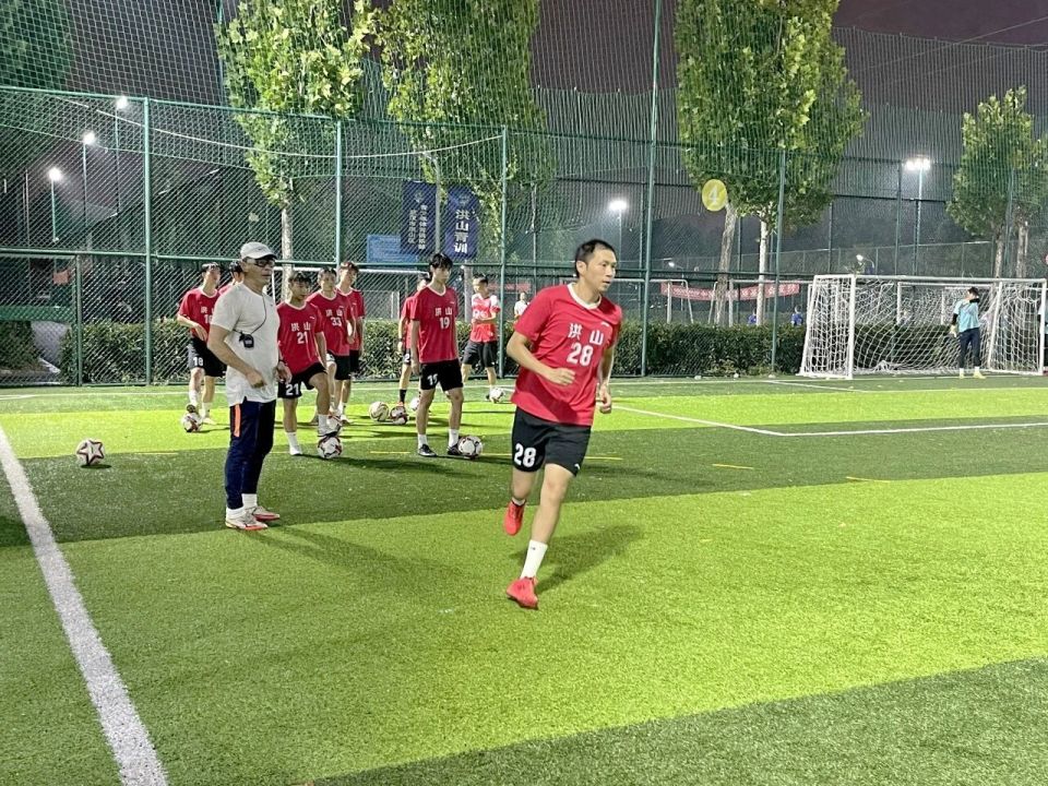 群不言放弃, Cd, eu