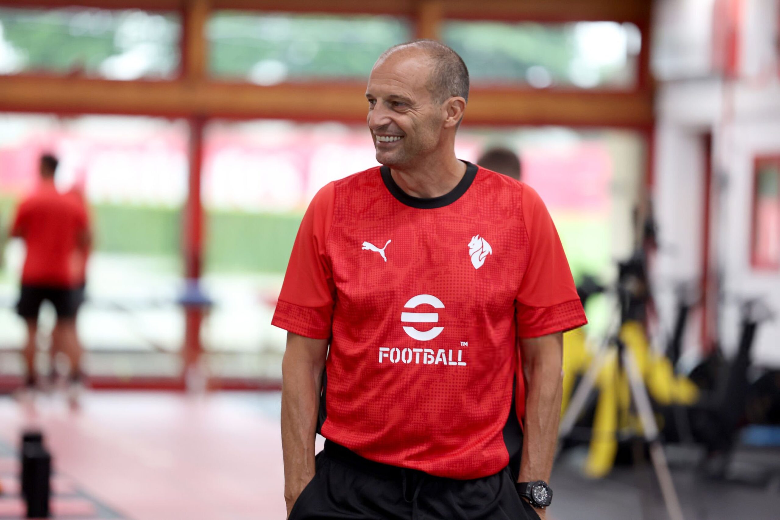 如今的安排, 更是更衣室